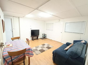 Affordable, Private Apartment with Garage Parking